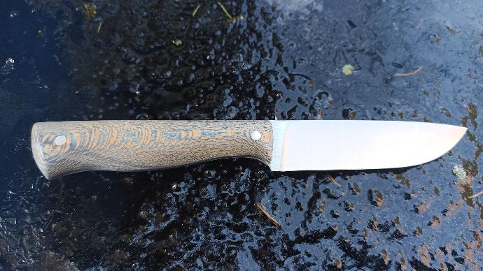 Couteau d'office avec manche en bois de platane stabilisé de couleur bleu